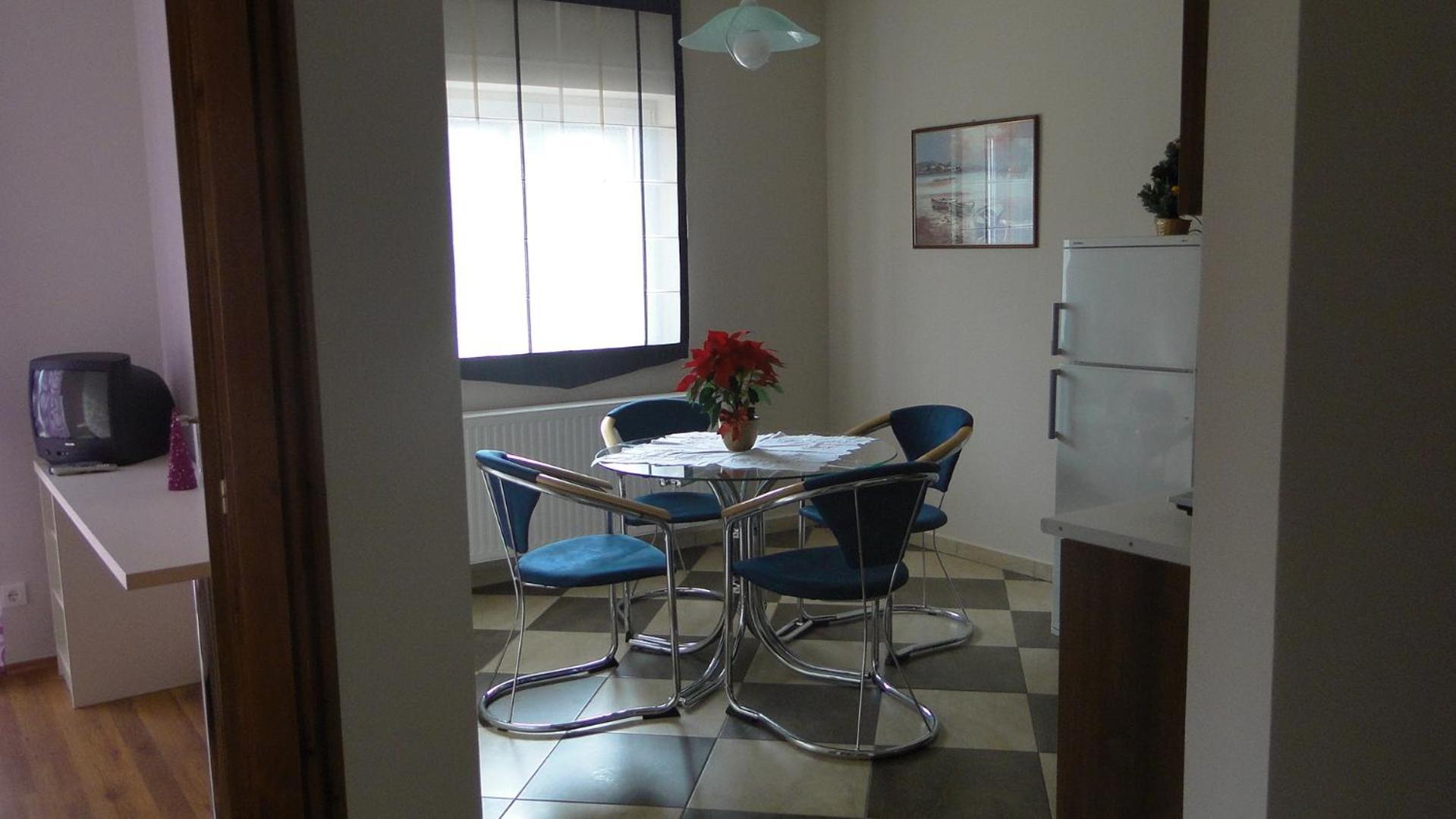 Janus Apartman Sarvar Ngoại thất bức ảnh