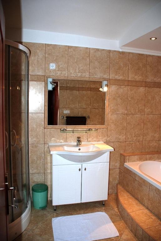 Janus Apartman Sarvar Phòng bức ảnh